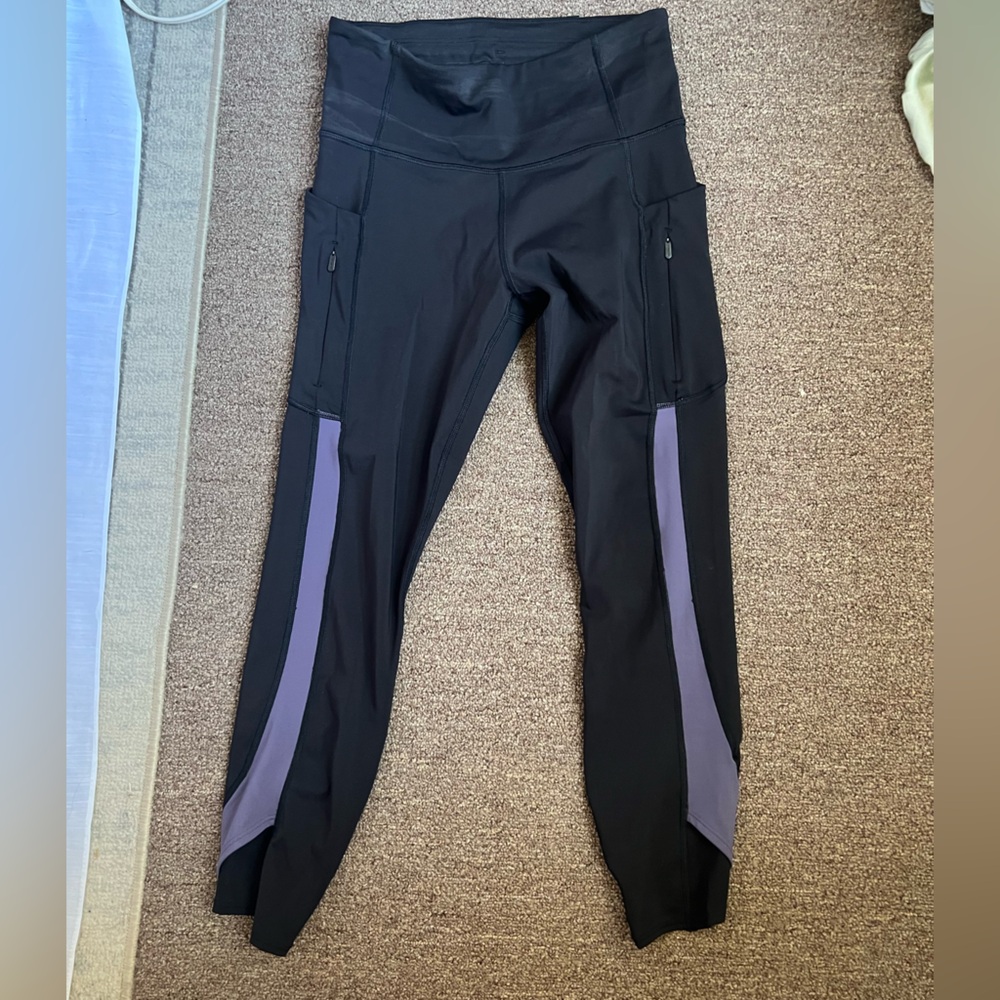 Cropped black and purple workout athleta leggings